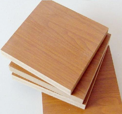 怎样正确使用松木模板？方法有哪些？